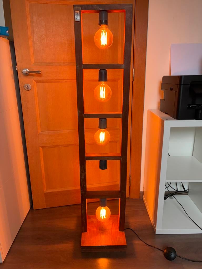 staande lamp, Huis en Inrichting, Ophalen, Zo goed als nieuw, Hout, 100 tot 150 cm