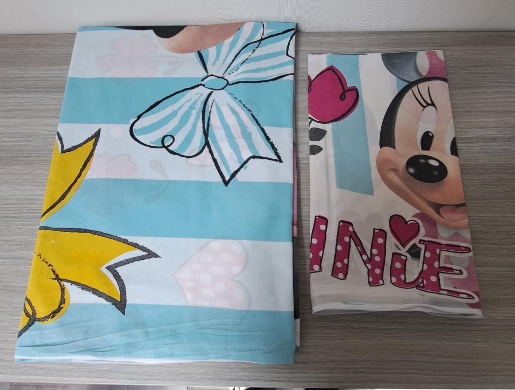 1 HOUSSE DE LIT+ D'OREILLER MINNIE MOUSE pour couette enfant, Enlèvement ou Envoi, Autres couleurs, Housse de couette, Utilisé