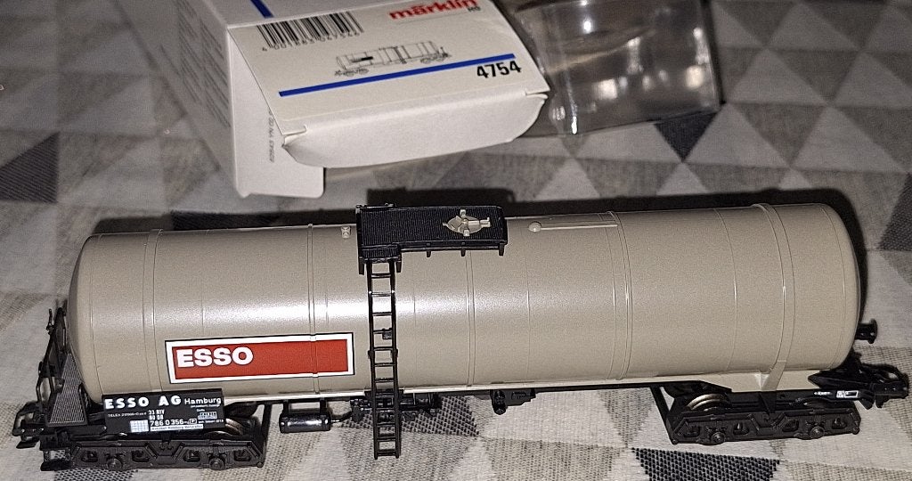 Märklin HO 4754 ketelwagen "Esso" van de DB, Enlèvement ou Envoi, Comme neuf, Wagon, Märklin