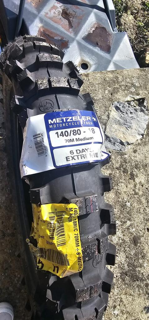 Pneus moto, Ophalen, 17 inch, All Season, Band(en)