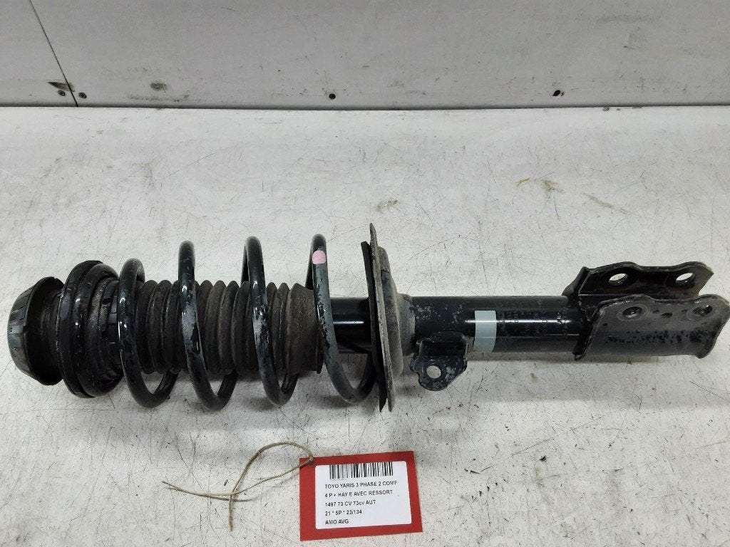 AMORTISSEUR OU ABSORBEUR DE CHOC AVANT GAUCHE (48520-0D422), Mevr. I. Hauben, Toyota, Utilisé, Rue de l'Espoir 34 34
4030  GRIVEGNÉE, BE