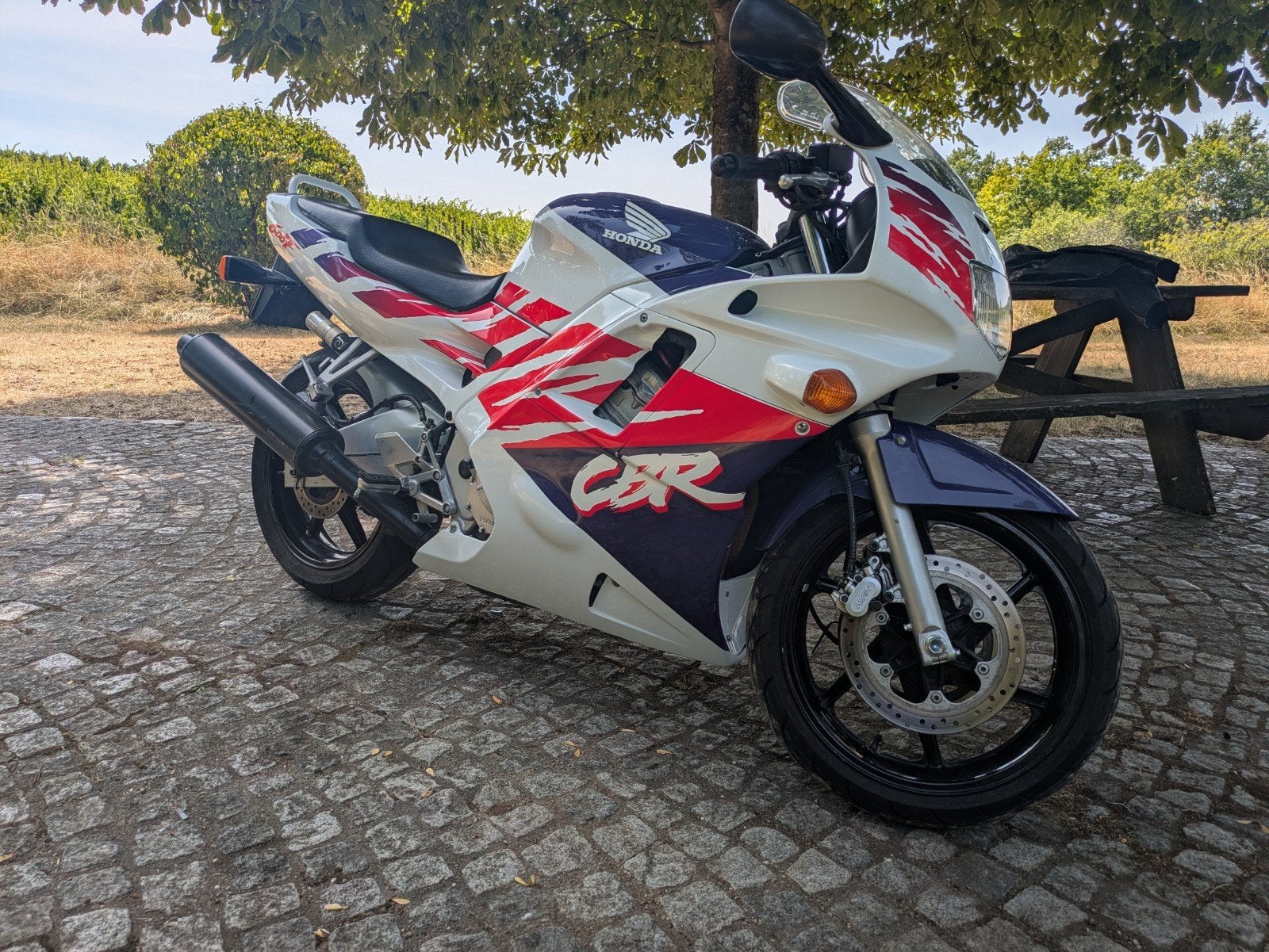 Honda CBR 600f d'origine en super bon état, 599 cm³, Occasion, Plus de 35 kW, Super Sport