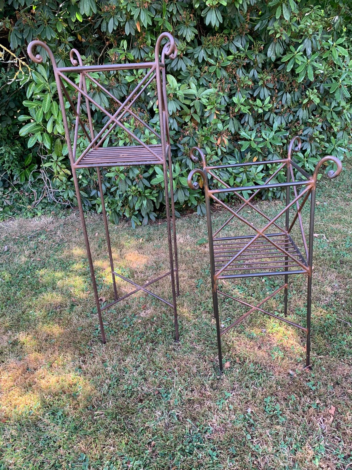 Supports pour plantes en fer forgé - 2 hauteurs, Enlèvement, Comme neuf