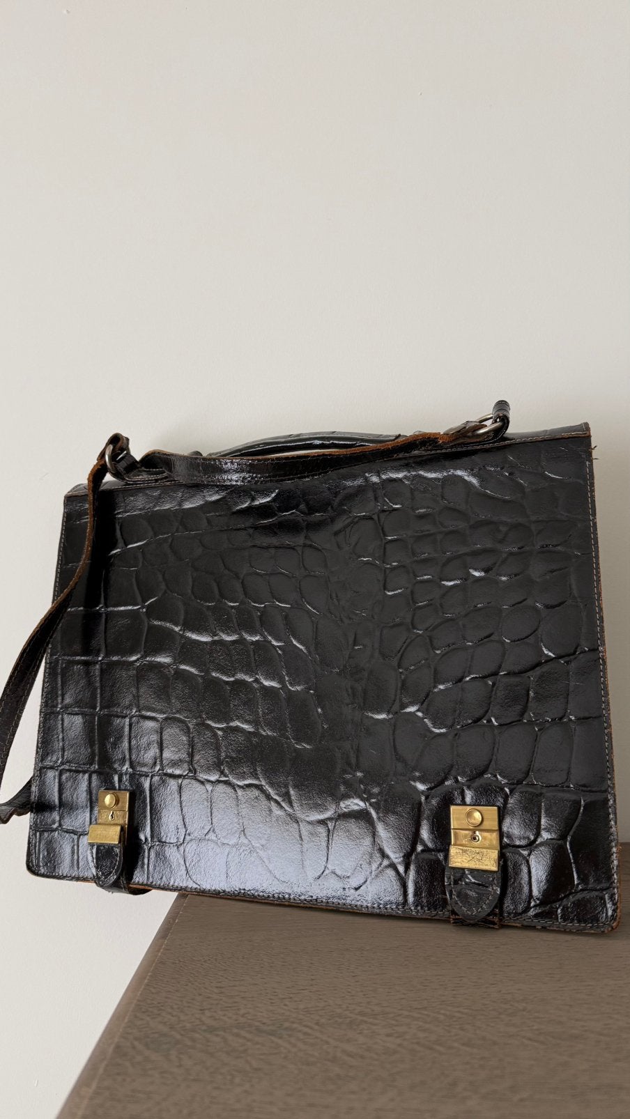 Vintage Black Croc-Embossed Leather Shoulder Bag, Ophalen of Verzenden, Gebruikt, Zwart, Schoudertasje