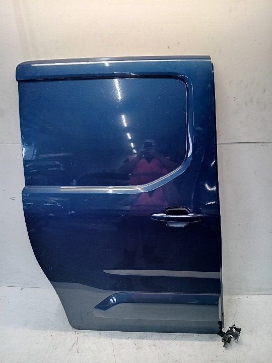 Portier rechts achter Opel Combo, Onderdelen@venauto.nl, Van der Ven Autorecycling B.V., Ettenseweg 76, 4706 PB Roosendaal, The Netherlands
