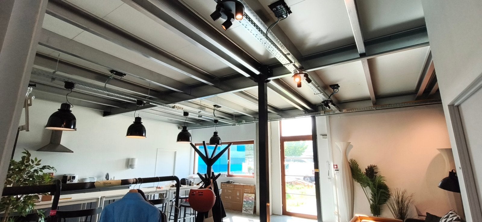 Mezzanine industrielle, Immo