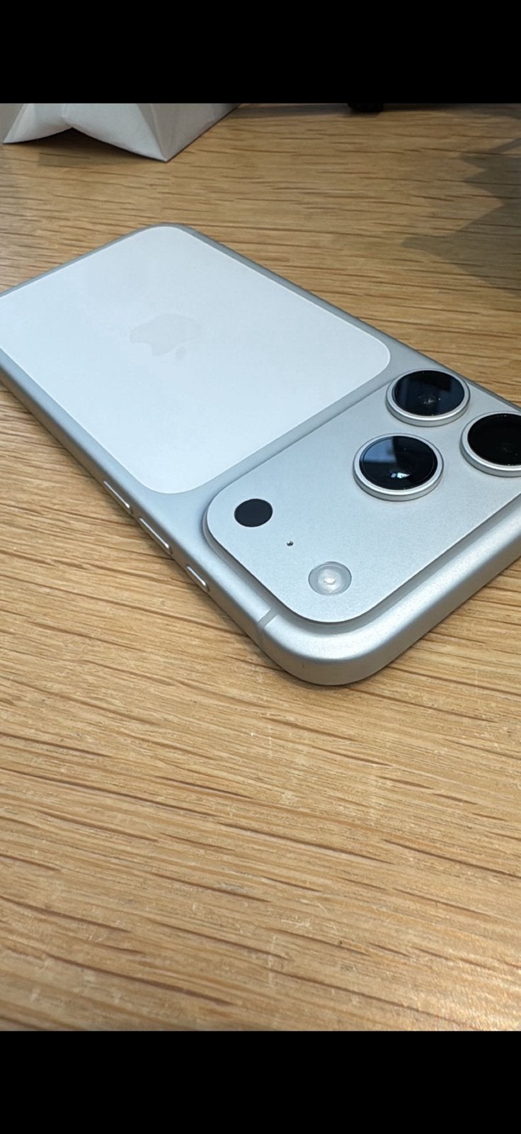 Iphone 17 pro max echange, Ophalen, Zo goed als nieuw