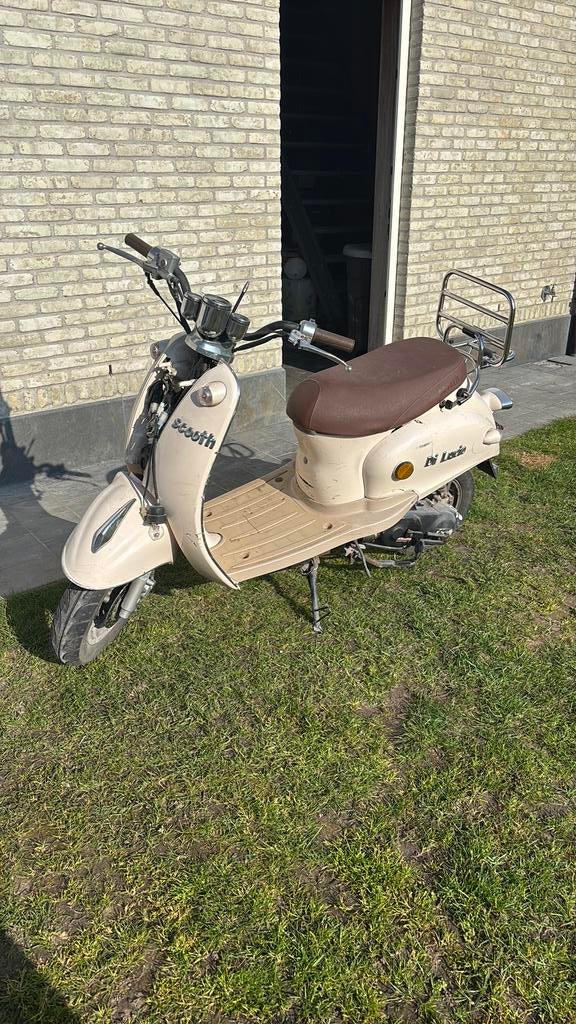 Di lucio scooter, Fietsen en Brommers, Ophalen, 50 cc