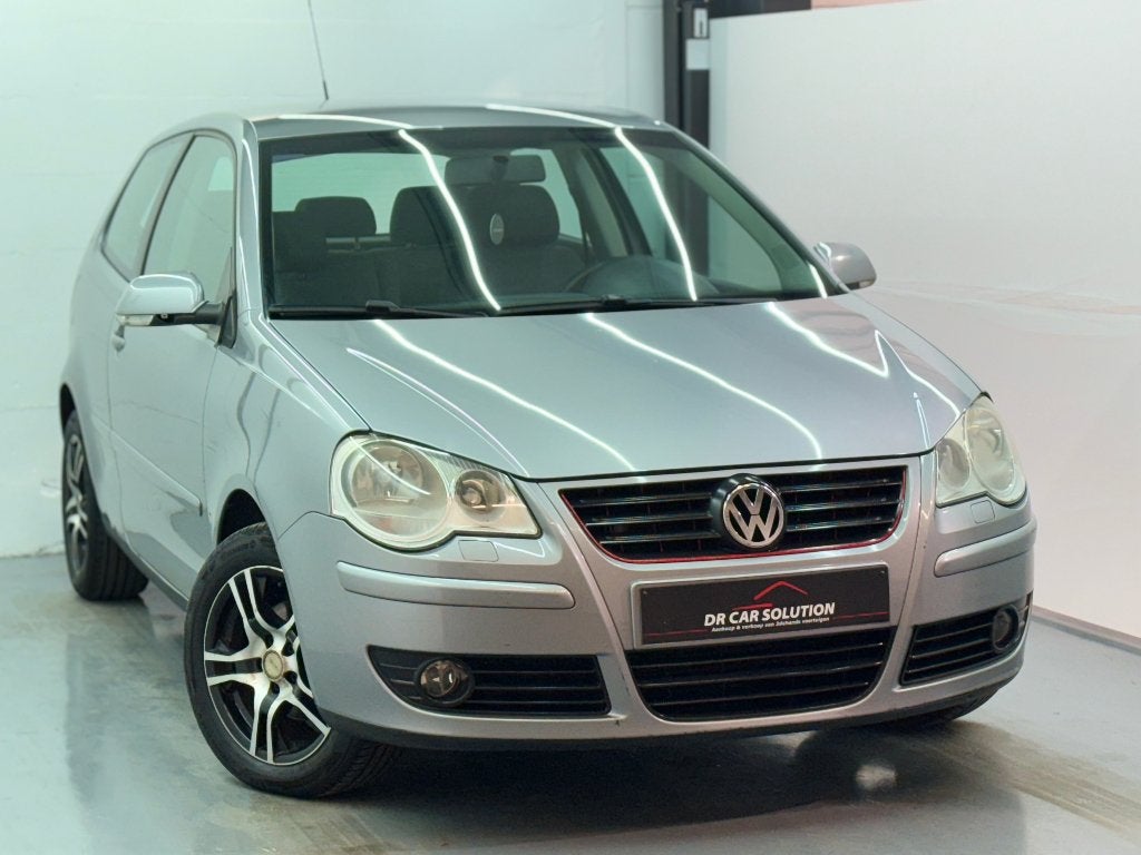 Vw Polo 9N Tour 1.4i ac pdc cruise control Lezok 2008, Autos, Volkswagen, Entreprise, Achat, Polo, ABS, Régulateur de distance