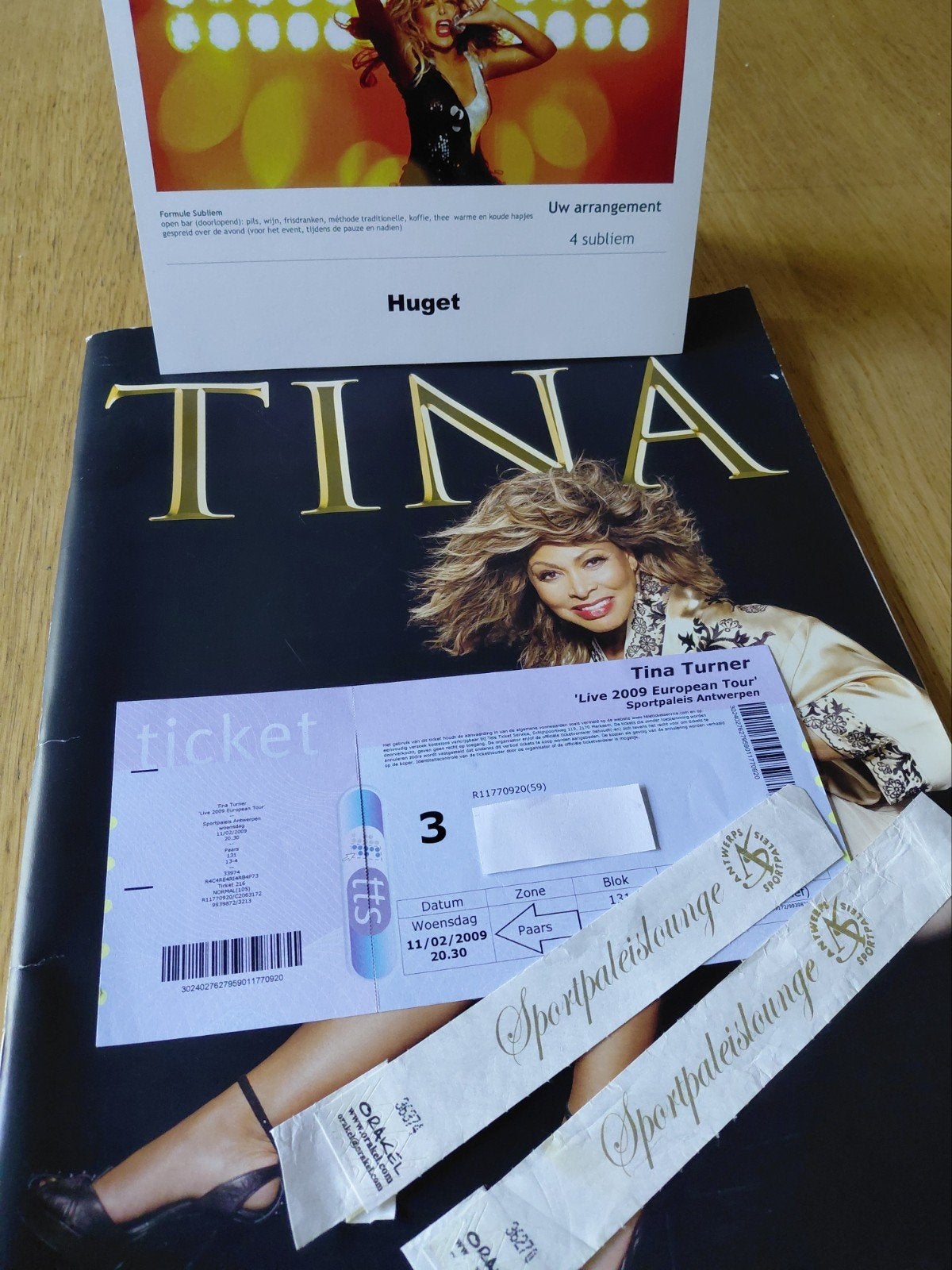 VIP Set Tina Turner 50th Anniversary Sportpaleis 2009, Verzamelen, Overige Verzamelen, Ophalen of Verzenden, Gebruikt