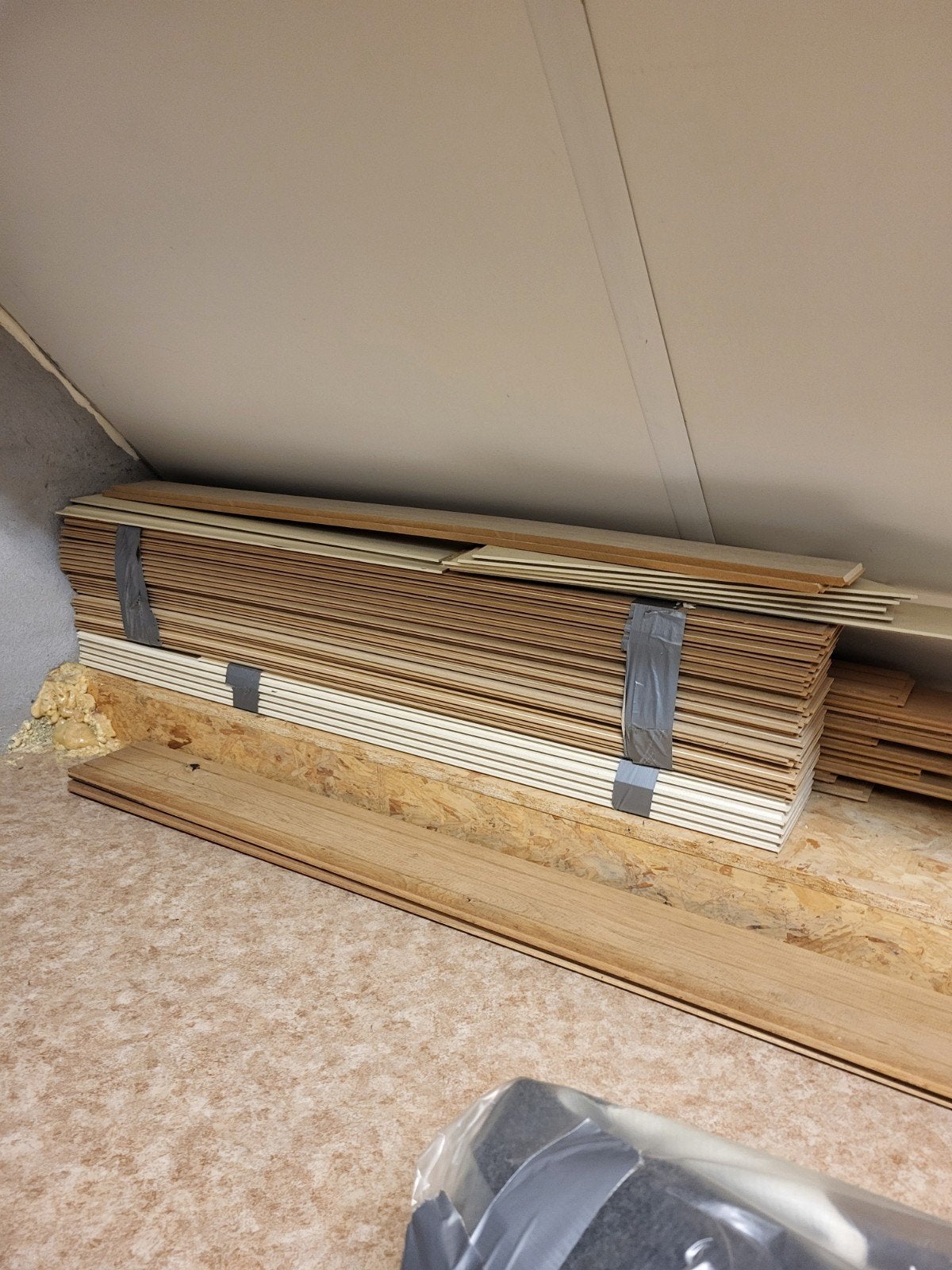 Planken vals plafond, Enlèvement