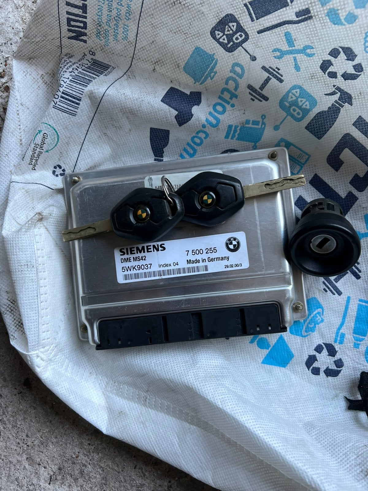 Ecu bmw E46 serie 3, Ophalen
