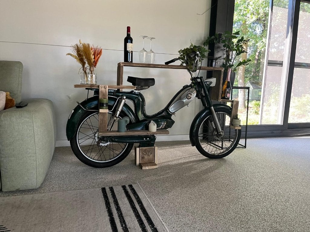 Decoratie meubel brommer 'Sparta', Ophalen