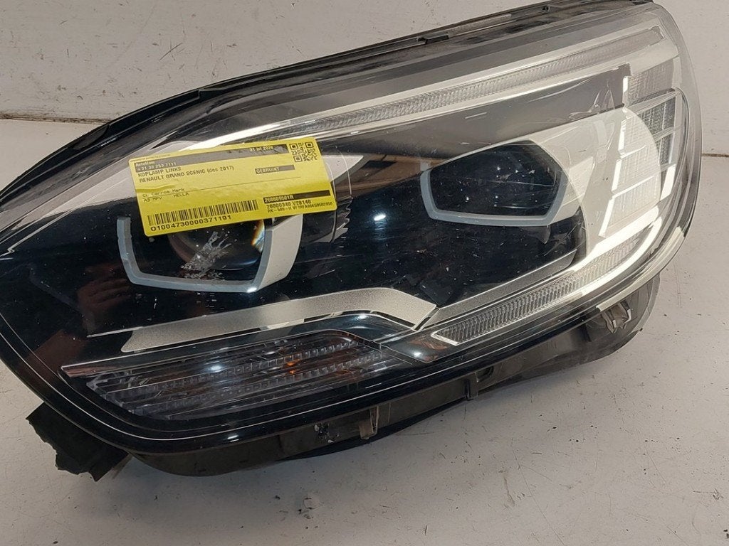 PHARE / OPTIQUE AVANT GAUCHE Grand Scénic IV (RFAR), Renault, Utilisé, Rixbecker Straße 75
59552  Lippstadt, DE, Info@forvia.com