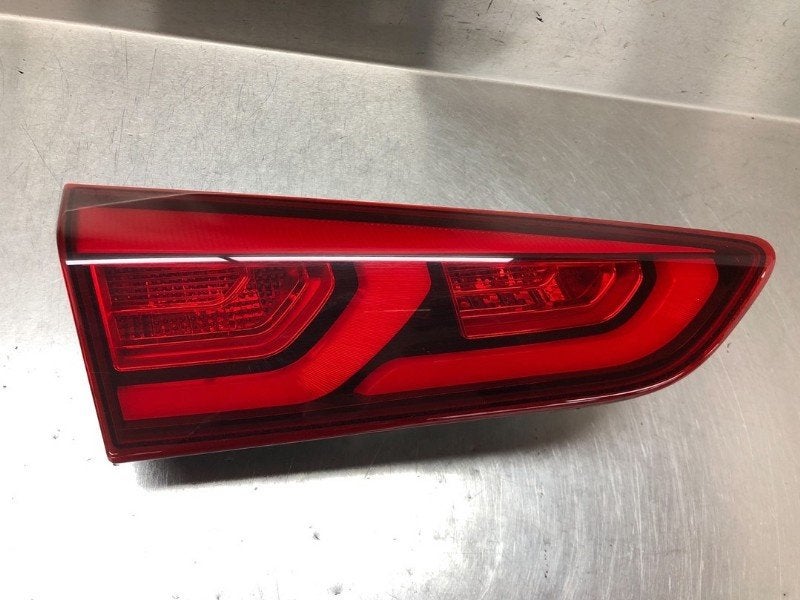 FEU ARRIÈRE GAUCHE Hyundai i20 (GBB) (|9240S08100LH|), Utilisé, Hyundai