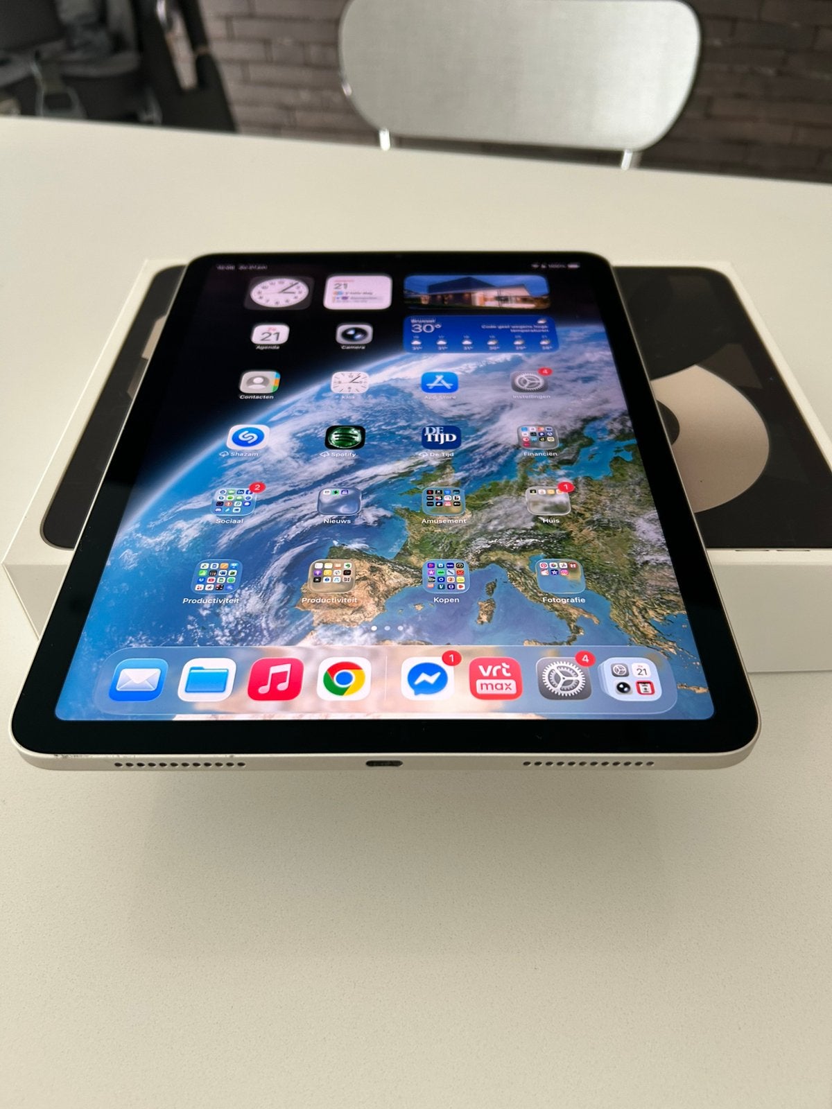 iPad Air (5de generatie), Ophalen, Apple iPad Air, Zo goed als nieuw, 64 GB
