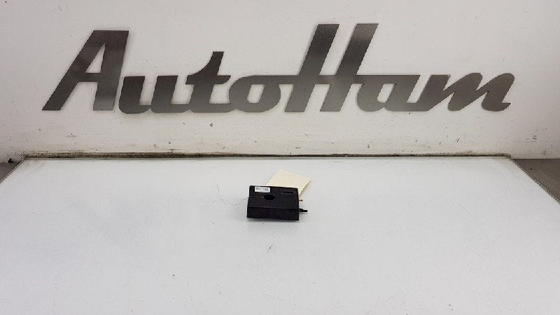 ORDINATEUR DIVERS C BMW 1 serie (F20) (01-2010/06-2019), Utilisé, BMW, Petuelring 130
80809  München, DE, Bayerische Motoren Werke AG