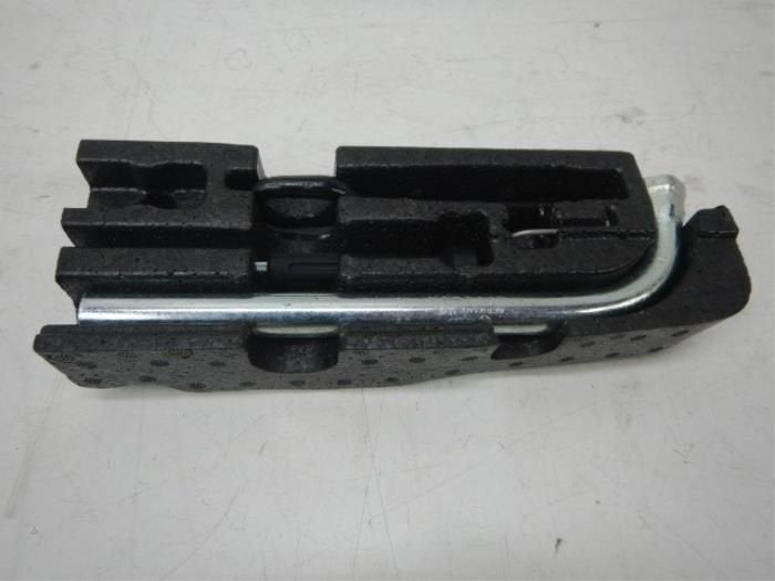 VW Caddy 2K5 Schuim+Gereedschap, Ophalen of Verzenden, Gebruikt