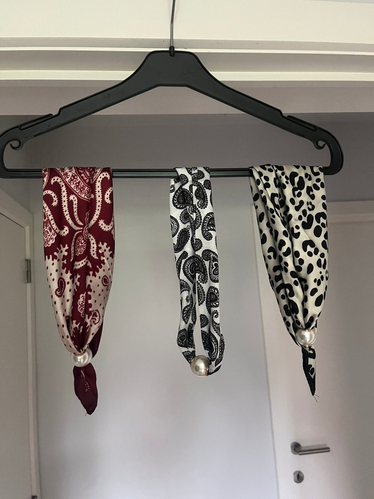 Sjaaltjes nieuw!!, Kleding | Dames, Ophalen of Verzenden, Zo goed als nieuw