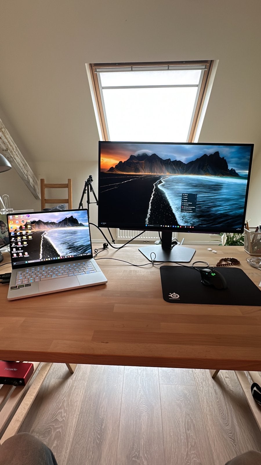 SETUP PREMIUM ASUS ZEPHYRUS G14 + LG OLED 27” RTX 4070, Computers en Software, Laptoptafels, Ophalen, Nieuw