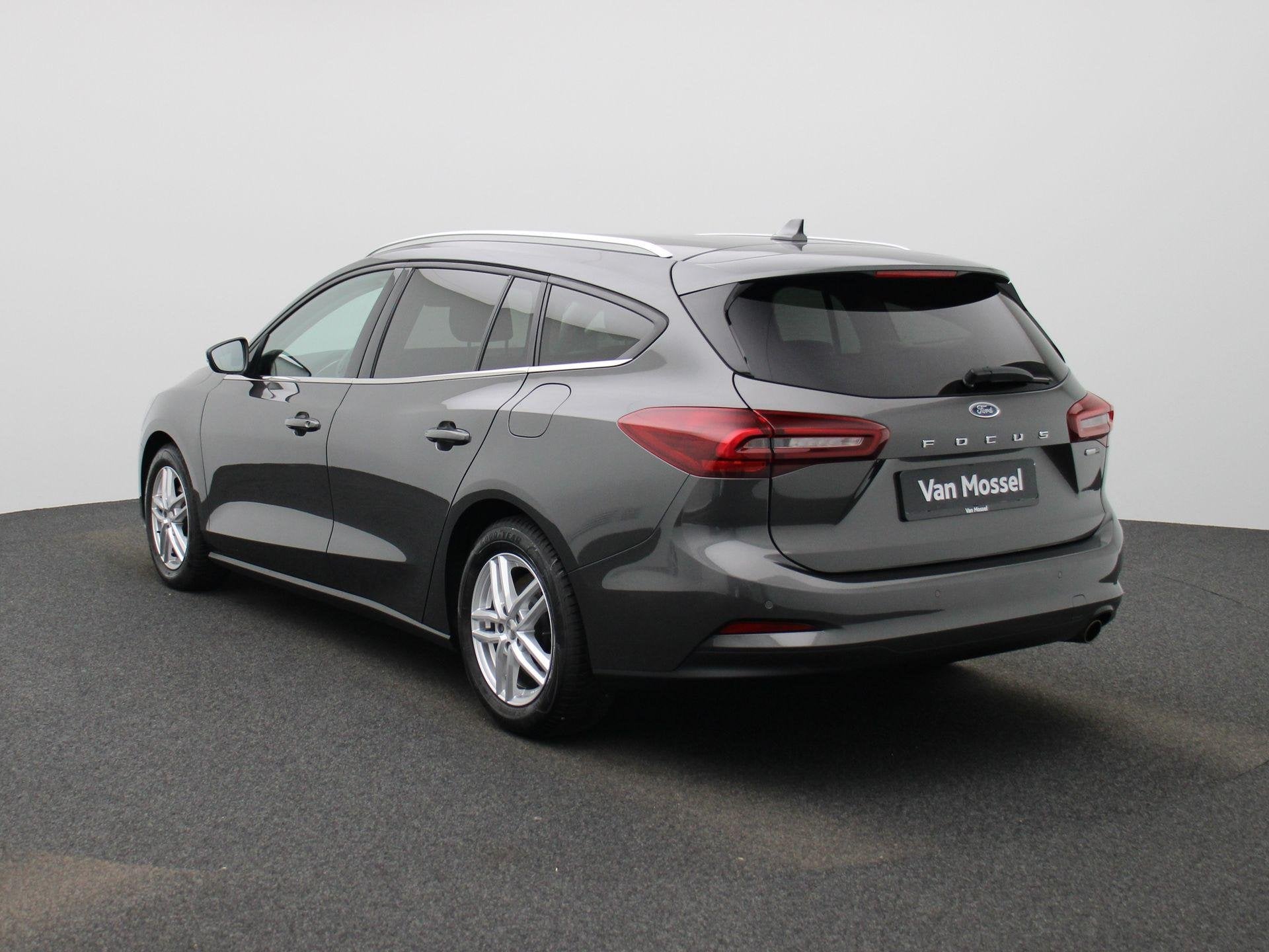 Ford Focus 1.0i EcoBoost MHEV 92kW Titanium DCT, Auto's, https://public.car-pass.be/vhr/9b5165bf-7cf5-4ded-af67-1ca41a15bbe0, Stof