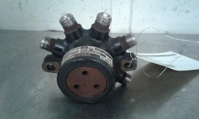 INJECTIEGALERIJ Renault Clio II Societe (SB), Auto-onderdelen, Brandstofsystemen, Renault, Gebruikt