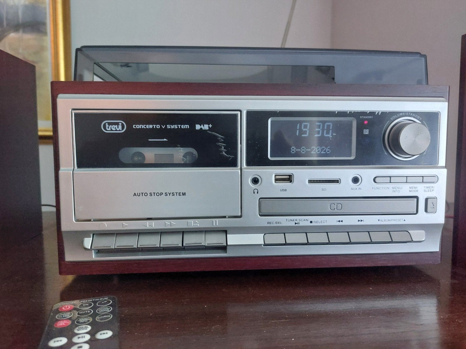 Trevi TT 1072 DAB Tourne-disque à entraînement direct Bois, Enlèvement