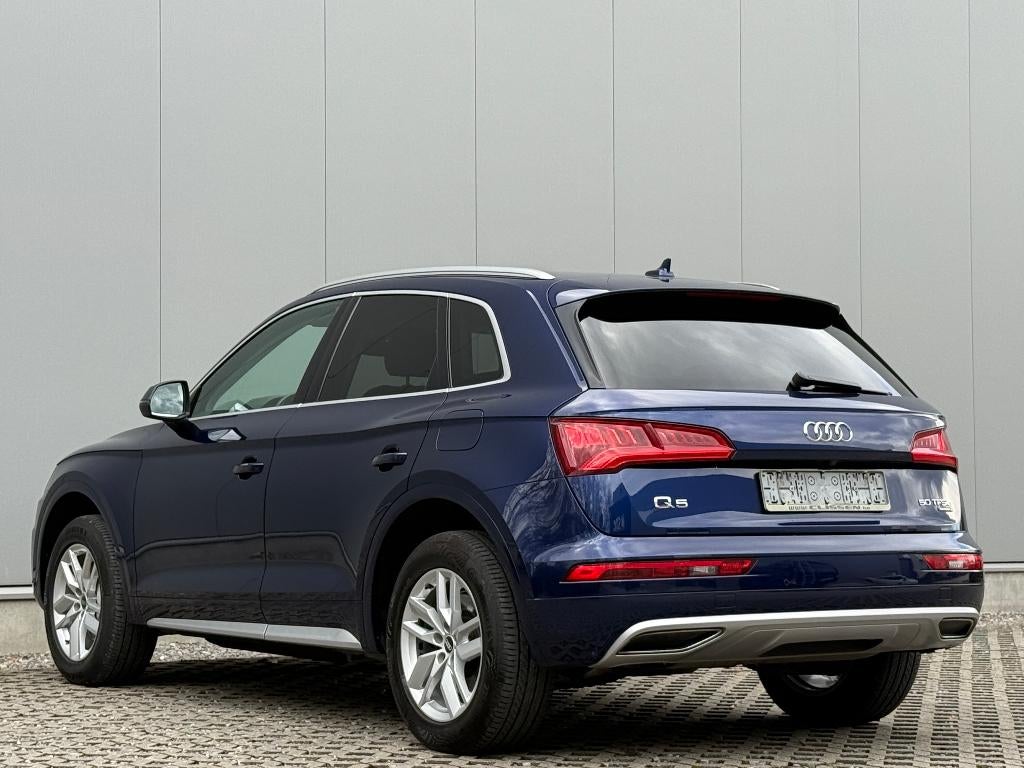 Audi Q5 PHEV 50 TFSi e Quattro S tronic BTW/VAT/TVA, Auto's, 4 cilinders, Blauw, USB, Leder