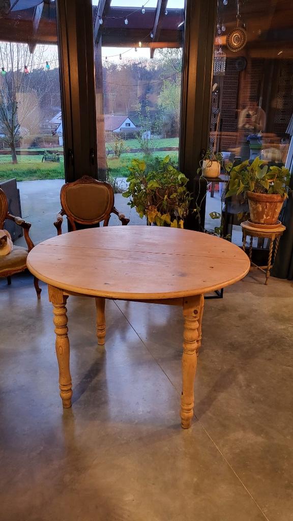 Table en pin avec allonge, Ophalen, 100 tot 150 cm, Zo goed als nieuw, Vijf personen of meer