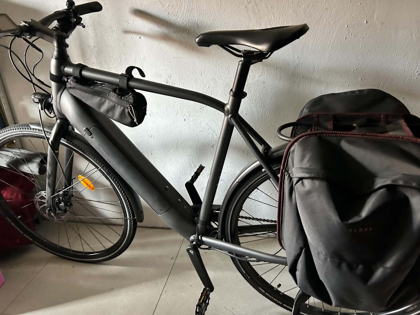 Elektrische heren fiets, Fietsen en Brommers, Ophalen, Zo goed als nieuw