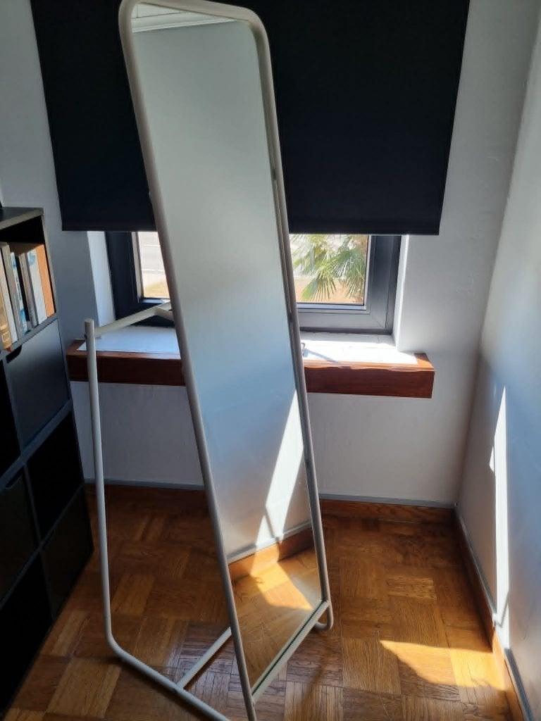 Witte staanspiegel, Huis en Inrichting, Woonaccessoires | Spiegels, Ophalen, Minder dan 50 cm, Gebruikt, 150 tot 200 cm
