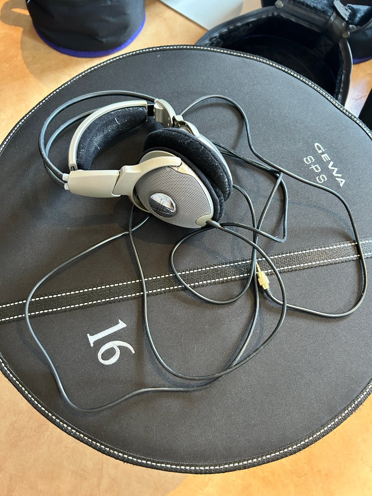 Hoofdtelefoon gratis, Ophalen, Gebruikt, Over-ear