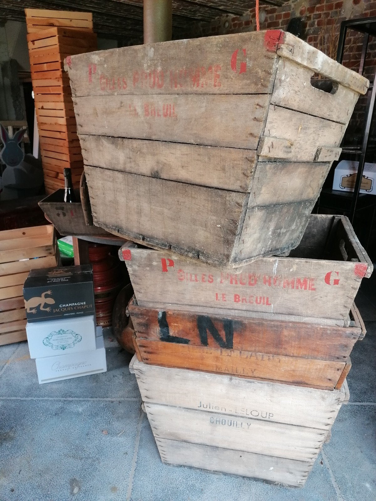 Caisse vendange Champagne, Enlèvement