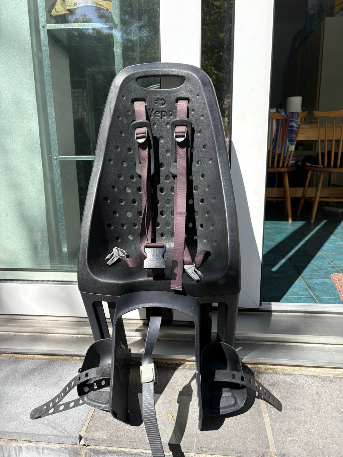 Thule Yepp Maxi Easy Fit - Fietsstoeltje voor kinderen, Fietsen en Brommers, Fietsaccessoires | Fietsstoeltjes, Ophalen, Zo goed als nieuw