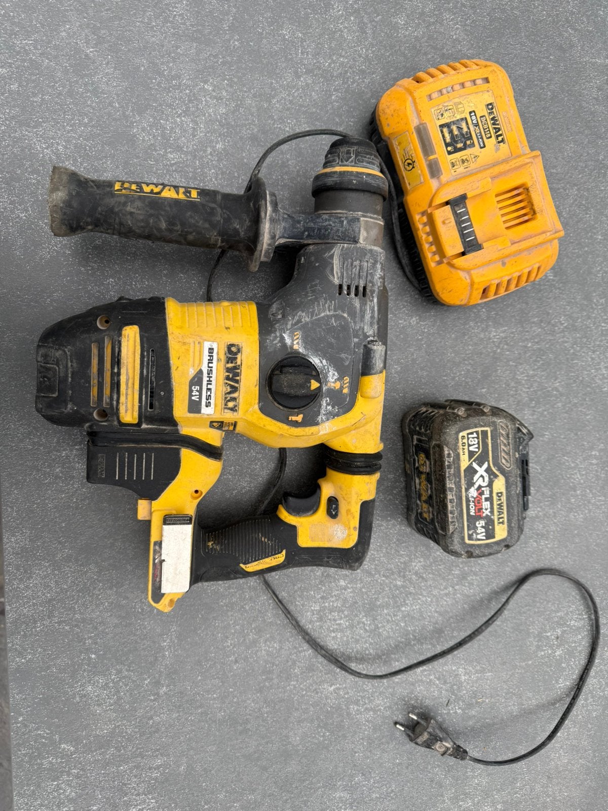 Dewalt klopboormachine DCH333, Ophalen, Gebruikt