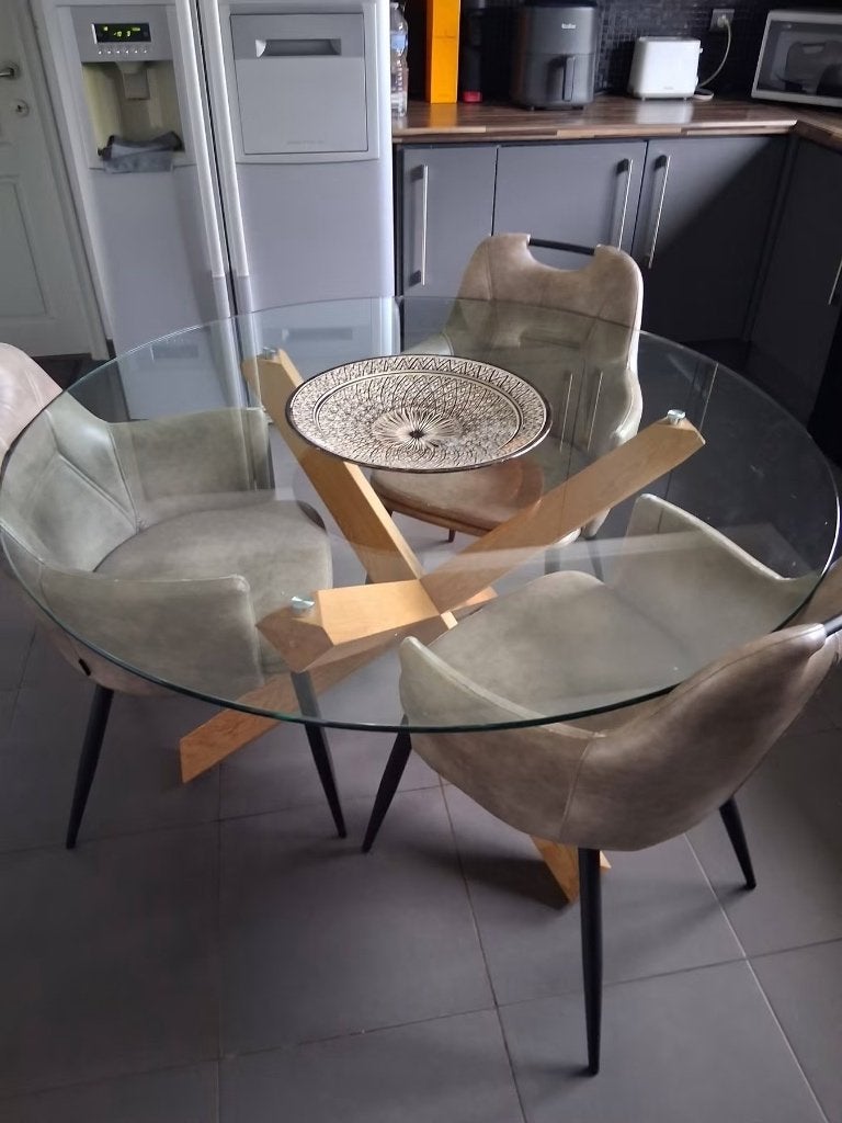 Table, Teck, Cinq personnes ou plus, Rond, Comme neuf