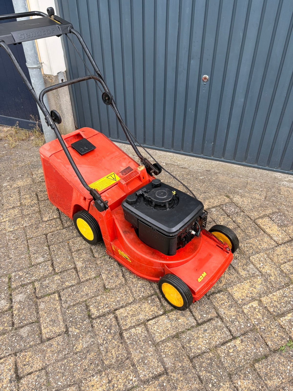 een Wolf-Garten grasmaaier, Jardin & Terrasse, Tondeuses à gazon, Utilisé, Tondeuses à gazon à essence, 40 à 49 cm, Tondeuse rotative