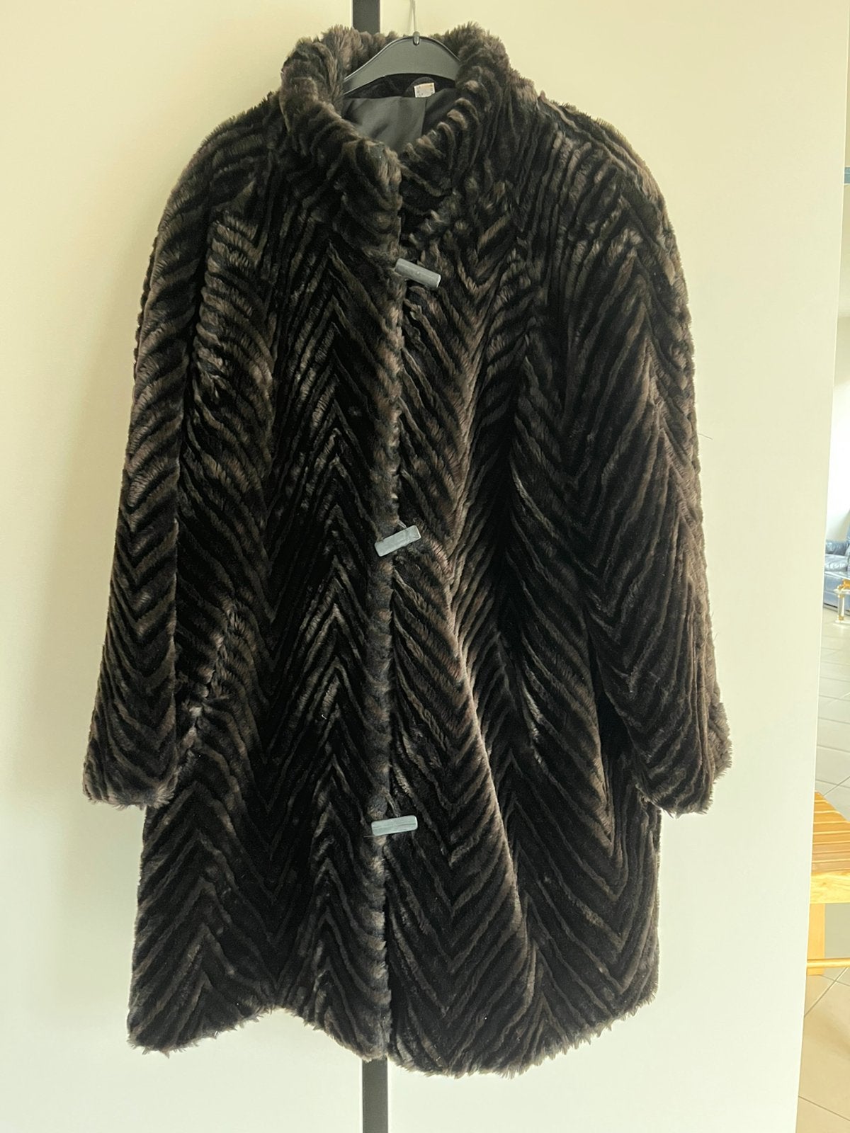 Bontjas, Kleding | Dames, Jassen | Winter, Ophalen, Zo goed als nieuw, Maat 46/48 (XL) of groter