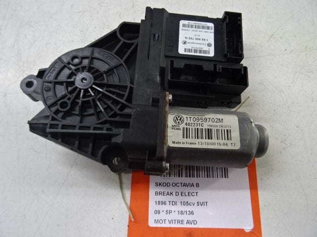 MOTOR RAAMMECHANIEK RECHTS VOOR Skoda Octavia Combi (1Z5), Gebruikt, Voor, Skoda