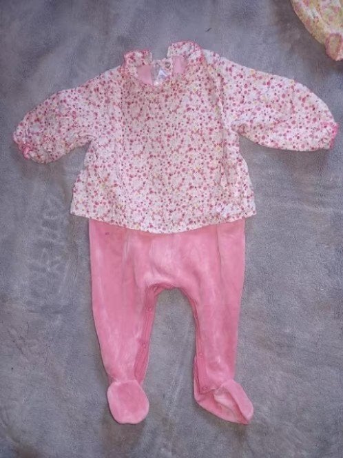 petit bateau ,un pyjama taille 6 mois, Enfants & Bébés, Enlèvement ou Envoi
