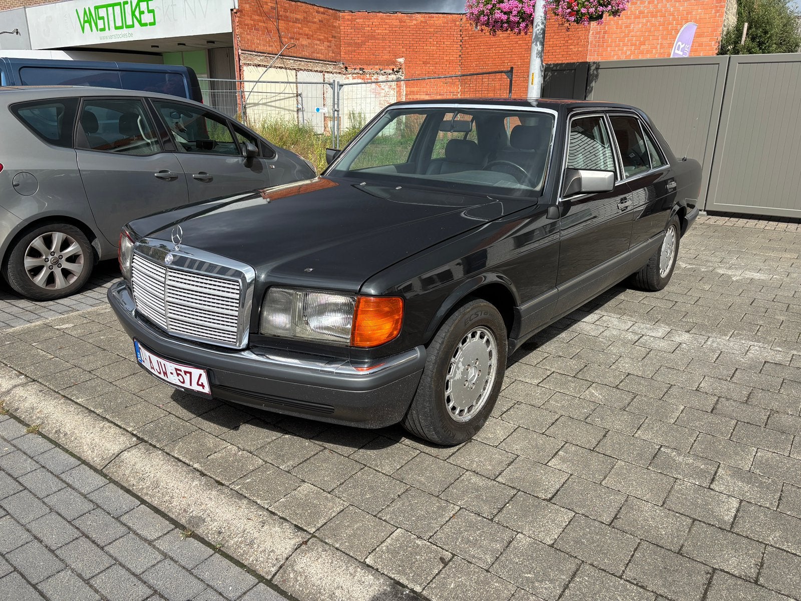 Merceds 300 SE 3L Benzine oldtimer automaat BJ 1990, Auto's, Oldtimers, Automaat, Achterwielaandrijving, Bedrijf, 132 kW
