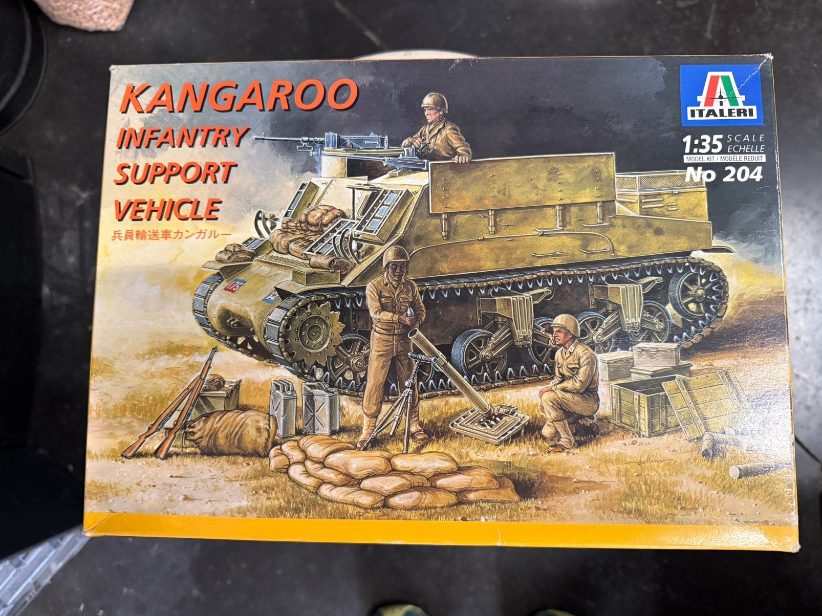Kangaroo M7 Priest, Hobby & Loisirs créatifs, Modélisme | Voitures & Véhicules, Comme neuf, Tank, 1:32 à 1:50, Italeri, Enlèvement ou Envoi