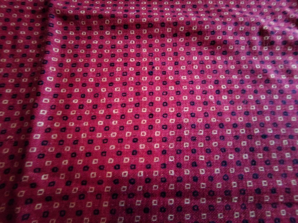 Rode stof met motiefje, Overige materialen, 120 cm of meer, Nieuw, Ophalen of Verzenden