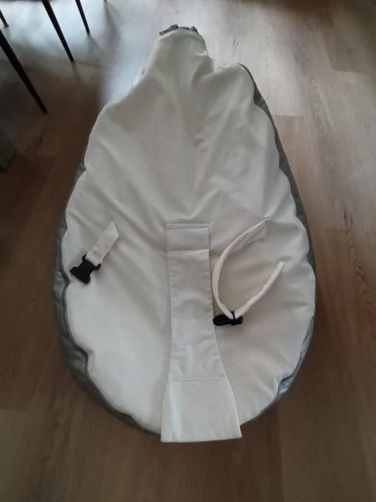 Doomoo seat, Enlèvement