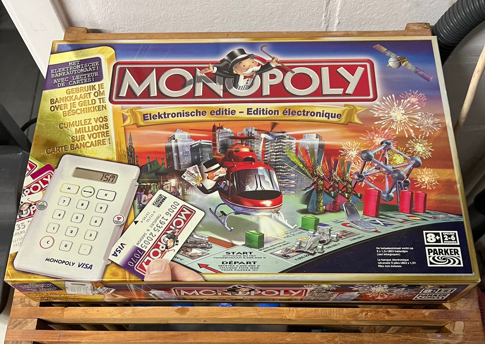 Jeu de société Monopoly electronic, Cinq joueurs ou plus, Enlèvement ou Envoi, Comme neuf