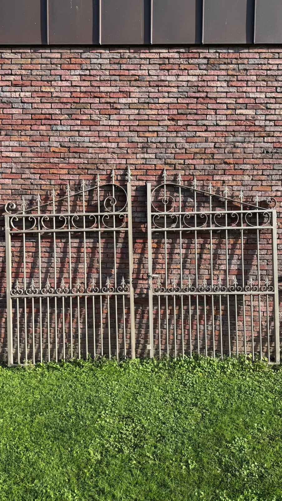 Poort met hekwerk zonder bevestigingspalen, Tuin en Terras, Ophalen, Zo goed als nieuw