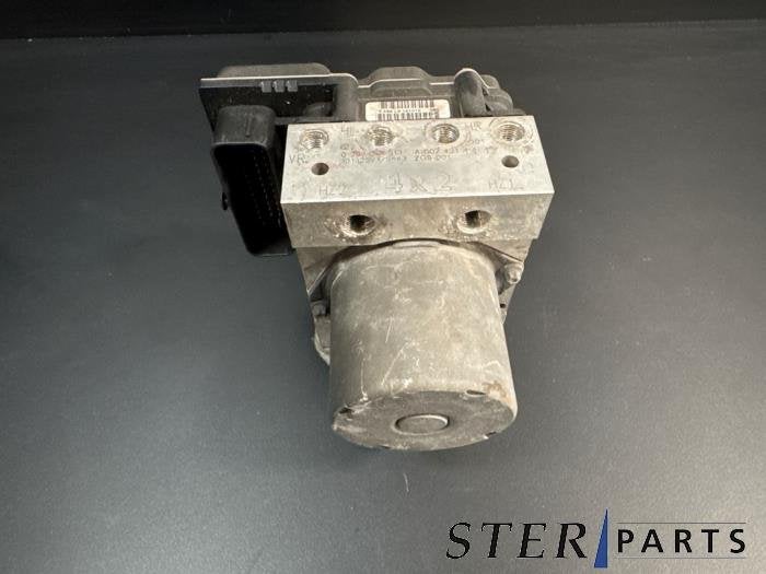 ABS Pomp van een Mercedes Vito, Gebruikt, -, Ophalen of Verzenden, -