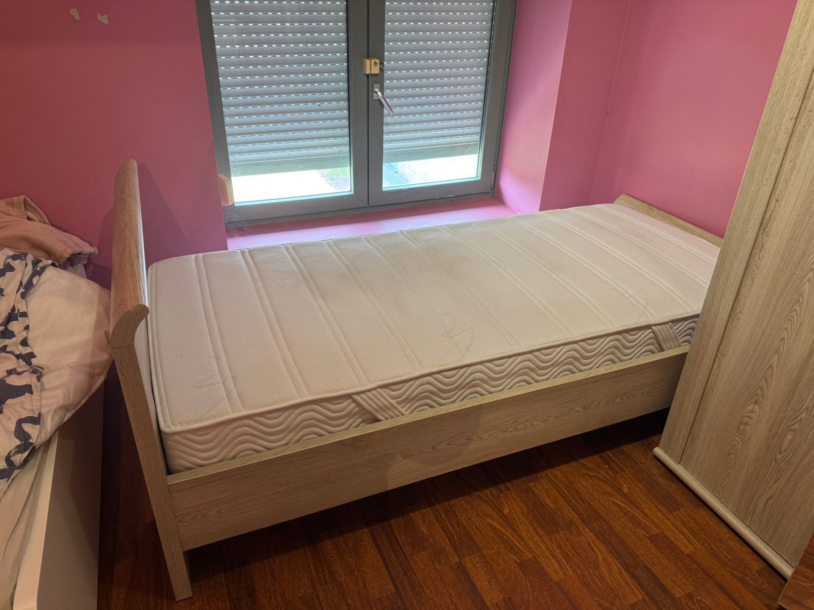 Eenpersonsbed met matras, Kinderen en Baby's, Ophalen, Matras