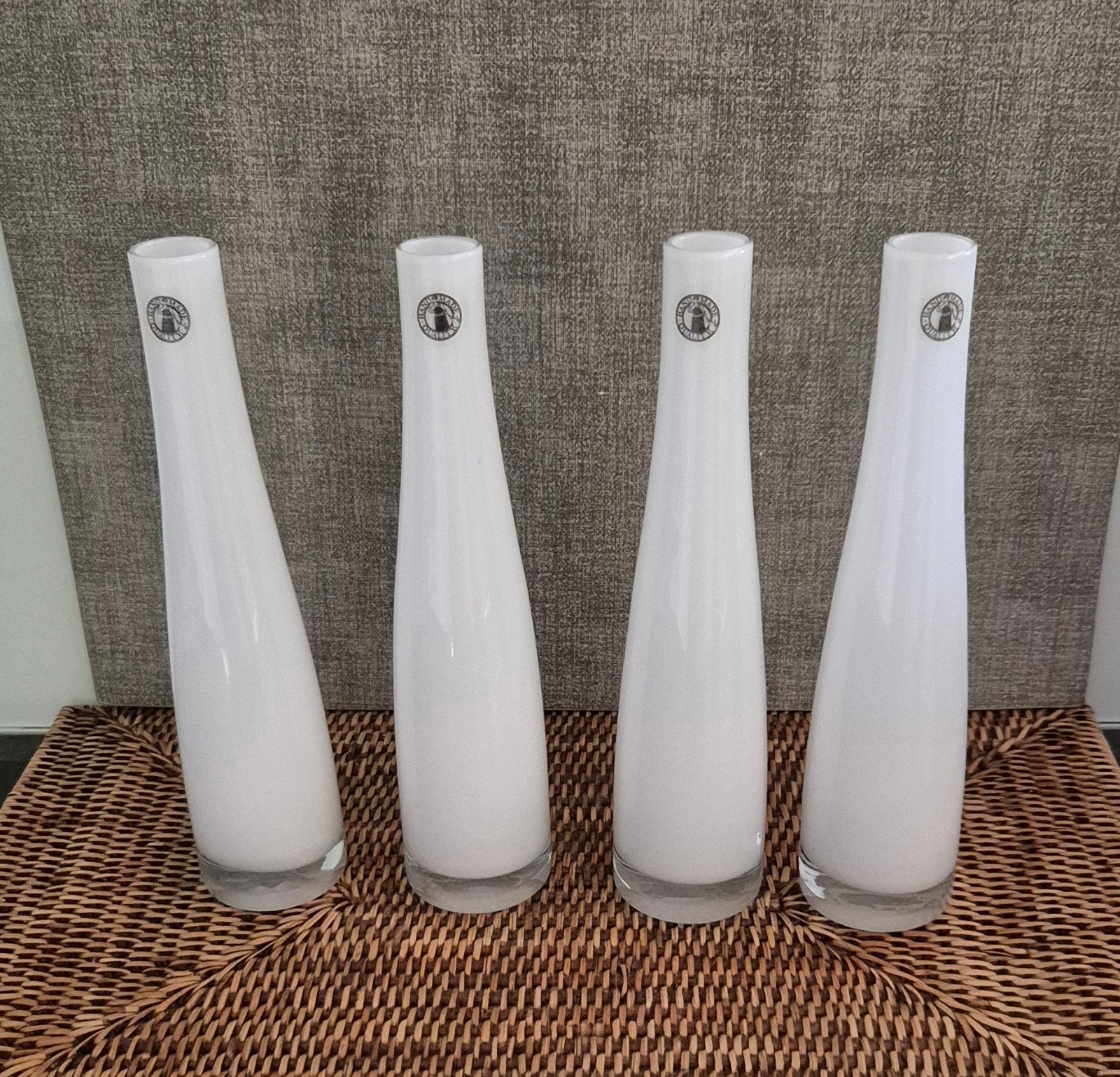 4 Ikea Salong vazen/Wit opaalglas Johanna Jelinek, Maison & Meubles, Accessoires pour la Maison | Vases, Enlèvement, Blanc