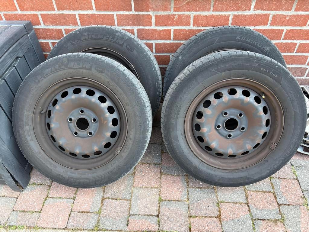 Stalen velgen met banden, Ophalen